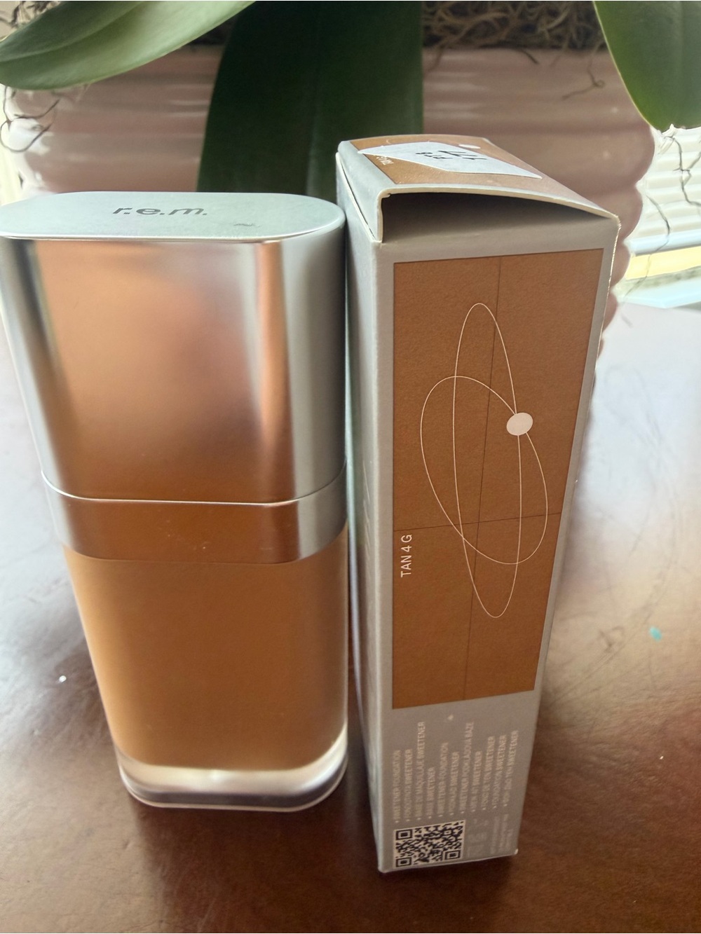 Beauty Tan 4G Liquid Foundation - Warm Tan